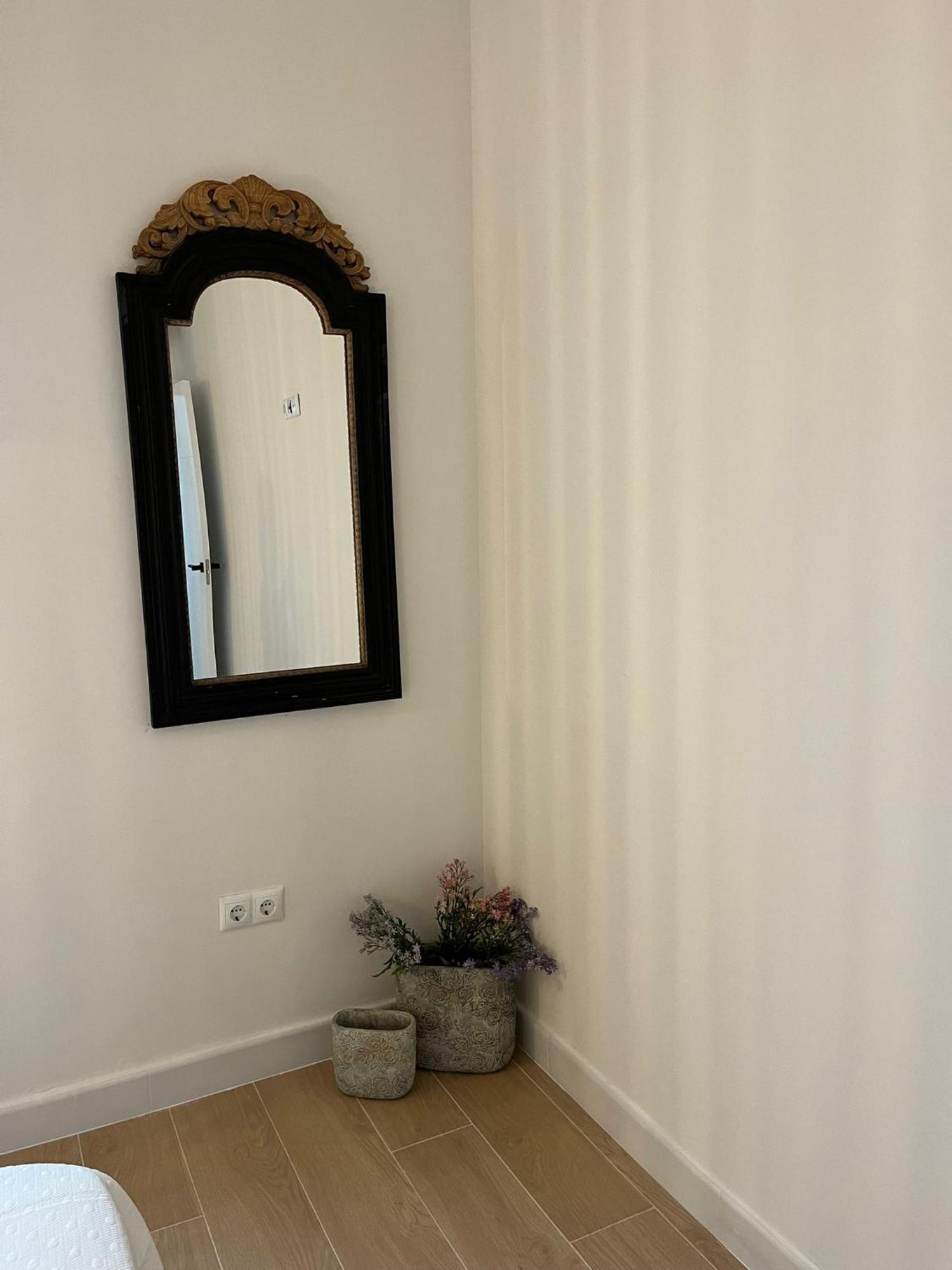 Apartamentos La Higuera 2 Rota Luaran gambar
