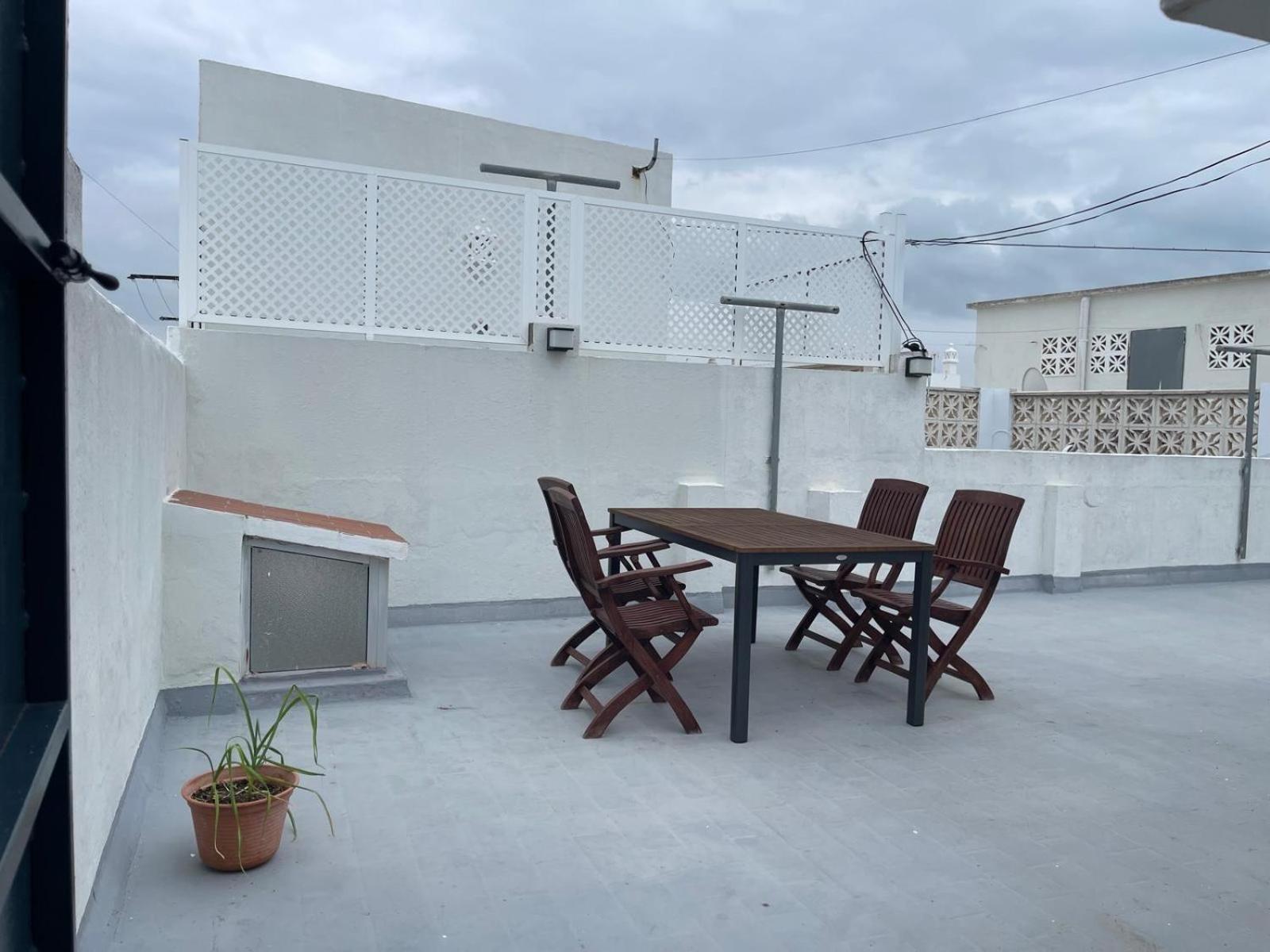 Apartamentos La Higuera 2 Rota Luaran gambar
