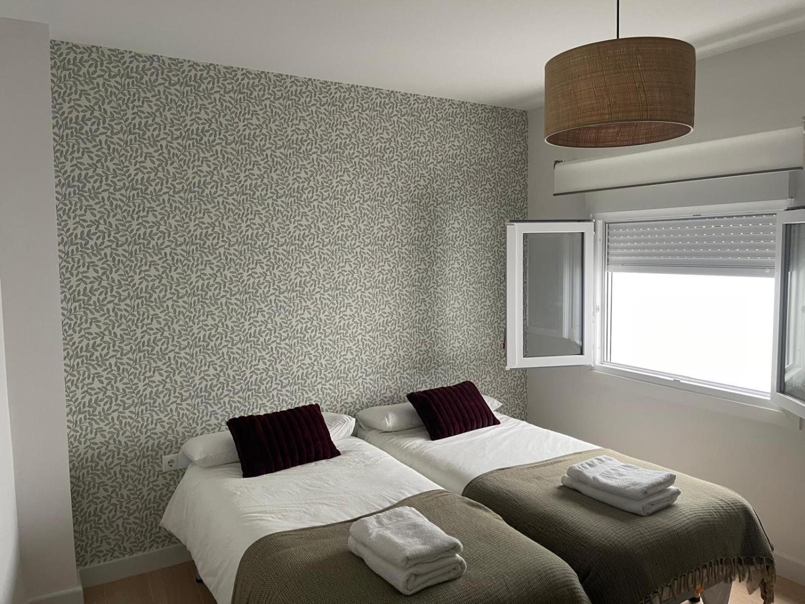 Apartamentos La Higuera 2 Rota Luaran gambar